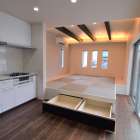 【一宮市】【工務店】小上がり畳スペースで叶える、くつろぎと収納を両立したリビング空間